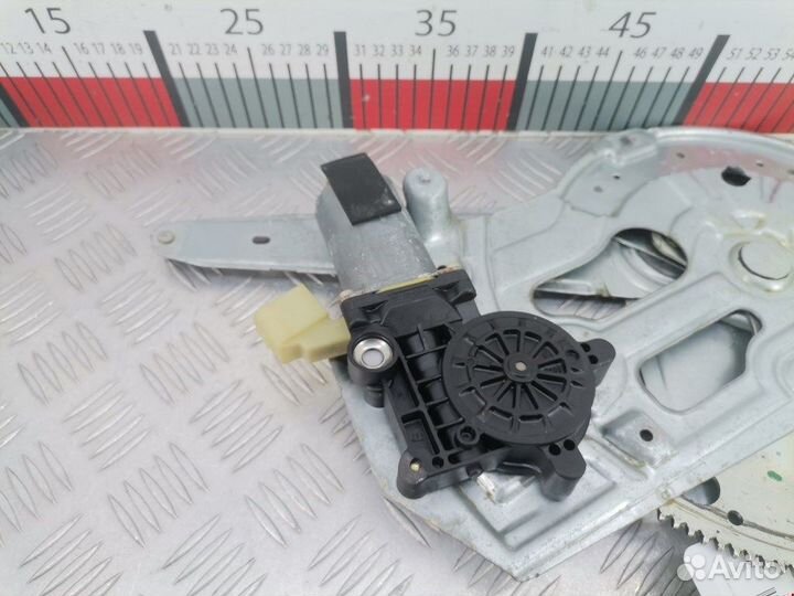 Стеклоподъемник для Volvo S60 1