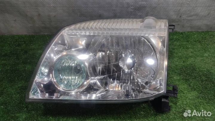 Фара левая Nissan X-Trail T30 2003