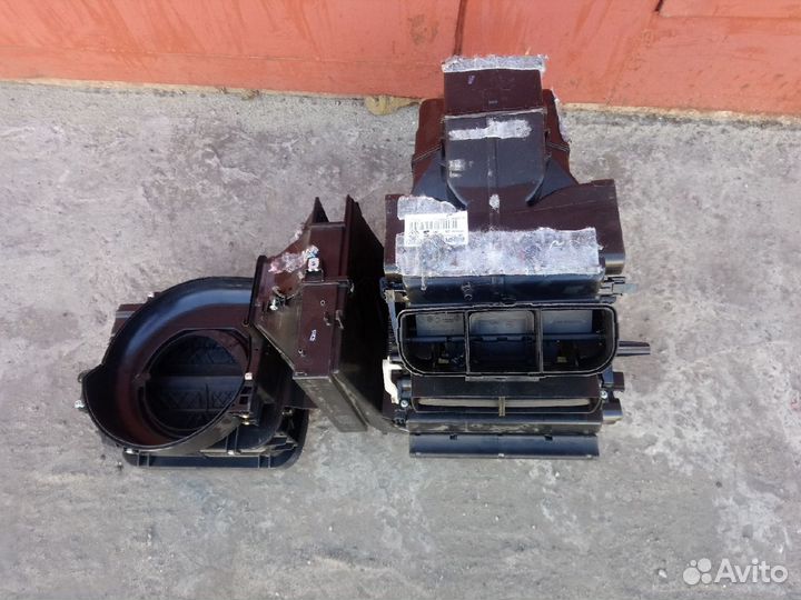 Корпус отопителя Skoda Fabia 2 под кондиционер