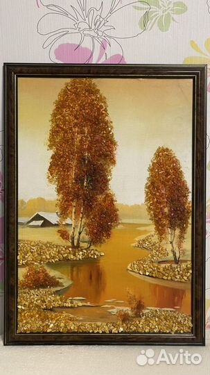 Картина из натурального янтаря