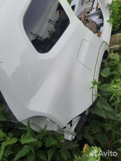 Задняя правая четверть renault duster 2