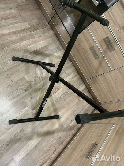 Подставка для синтезатора