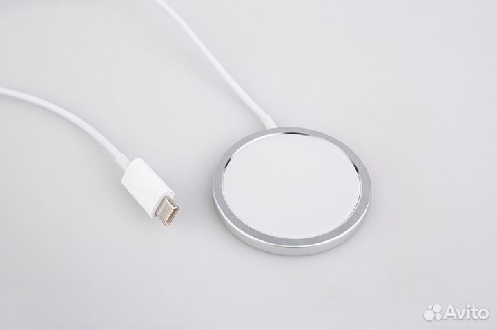 Беспроводная зарядка для iPhone magsafe
