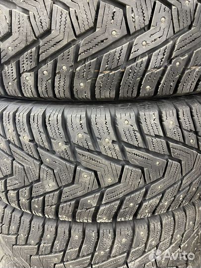 Hankook Winter I'Pike 235/65 R17 104T