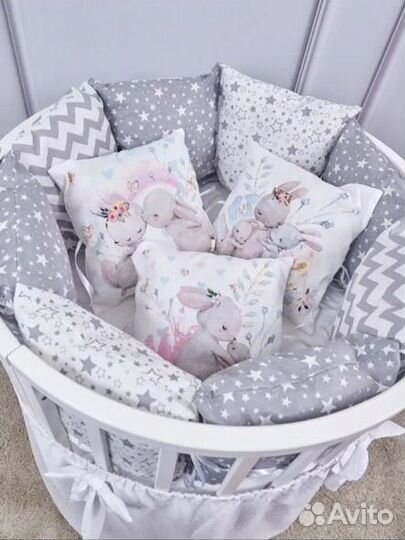 Бортики в детскую кроватку для девочки