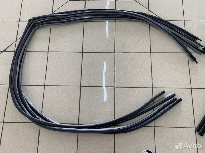 Уплотнитель проема двери передней tiggo/tingo