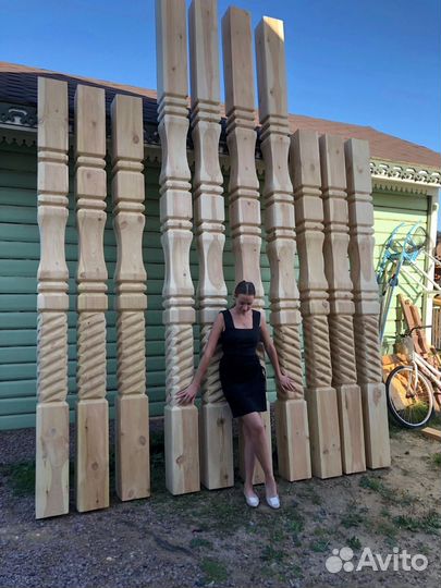 Резные столбы