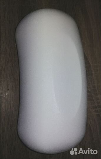 Подушка водостойкая нескользящая для ванны 25*13 с