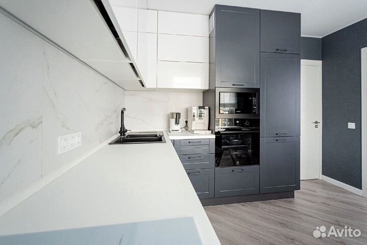 Кухонный гарнитур угловой в потолок на заказ