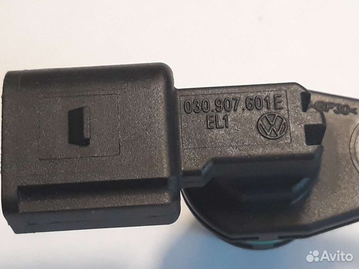 Датчик положения распредвала VAG