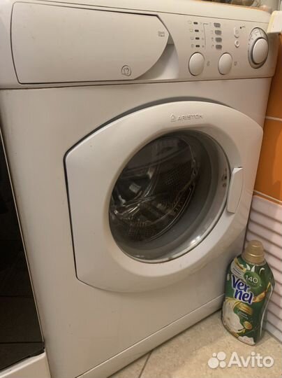 Стиральная машина Ariston