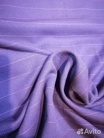 Ткань костюмная. Фиолетовая в полоску.Италия. 1,5м