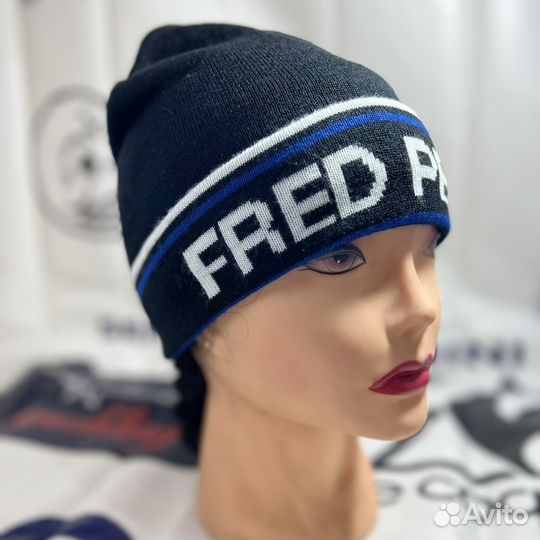 Шапка Fred Perry Branded Beanie C7160 / J48 Black