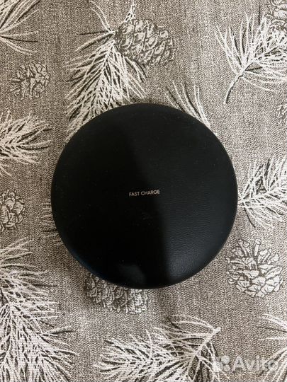 Беспроводное зарядное устройство Samsung EP-PG950