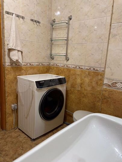 4-к. квартира, 86 м², 6/10 эт.