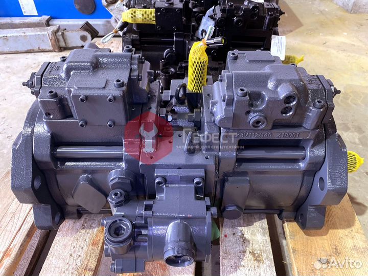 Гидравлический насос Hyundai HX260L 31Q6-19010