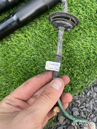 Амортизатор багажника Infinti fx37 qx70