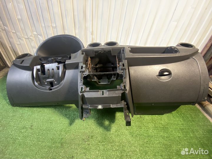 Торпеда панель nissan almera g15