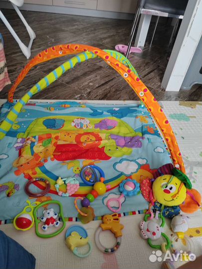 Развивающий коврик