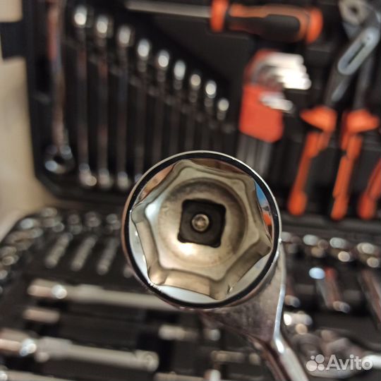 Набор инструментов 142