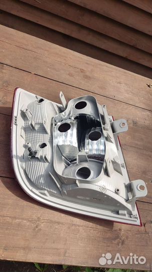 Фонарь задний правый Skoda Rapid