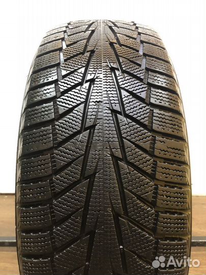Hankook Winter I'Cept iZ 2 W616 215/55 R17 98T