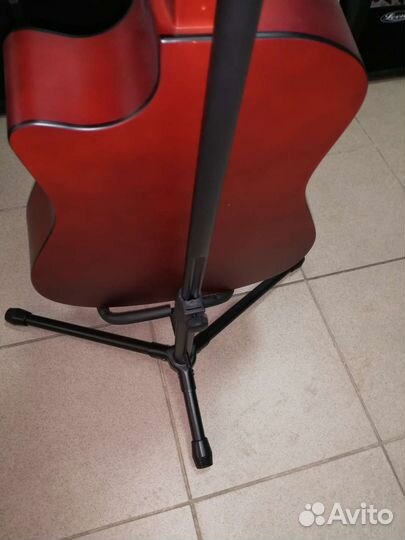 Гитара новая