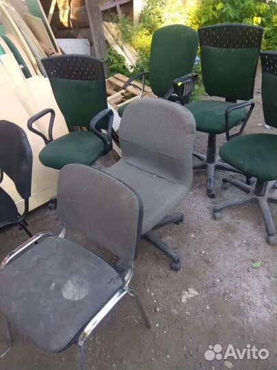 Стулья разные, офисные компьютерные
