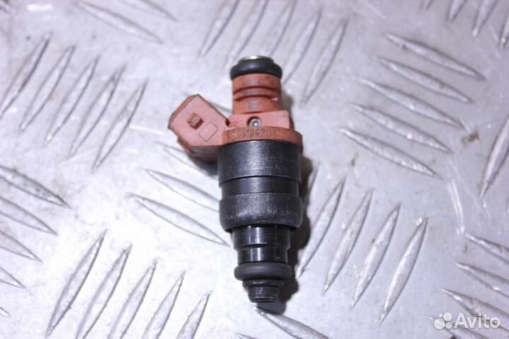 Форсунка двигателя Chevrolet Aveo 2003-2008
