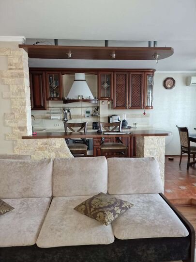 4-к. квартира, 111,8 м², 10/10 эт.