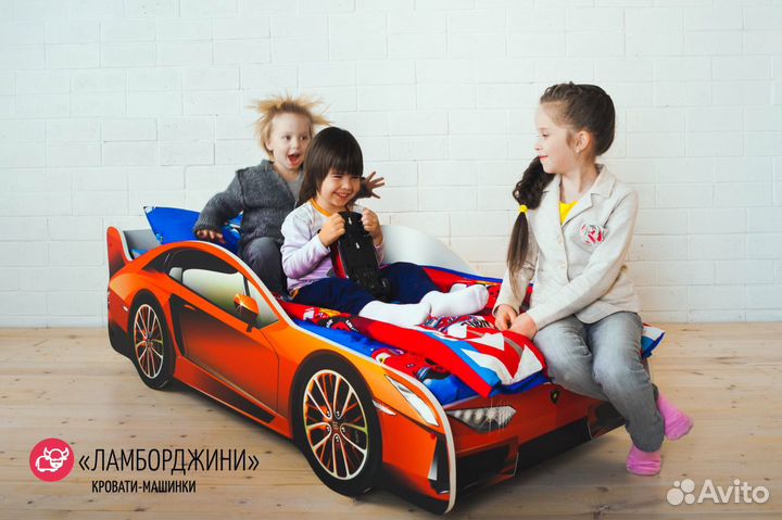 Кровать машина