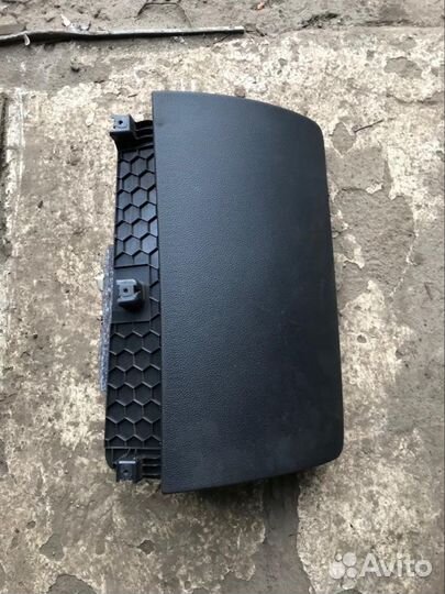 Audi Q7 4m c 2015 бардачок вещевой ящик