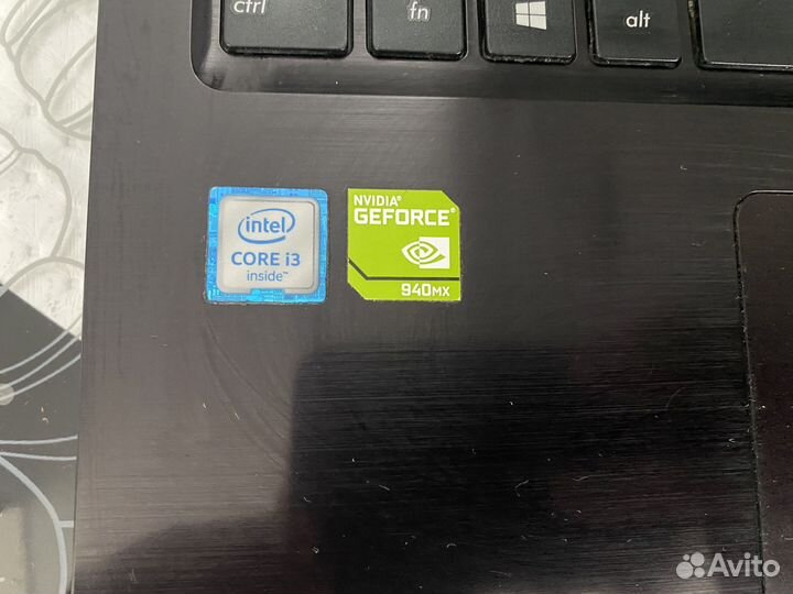 Ноутбук Asus