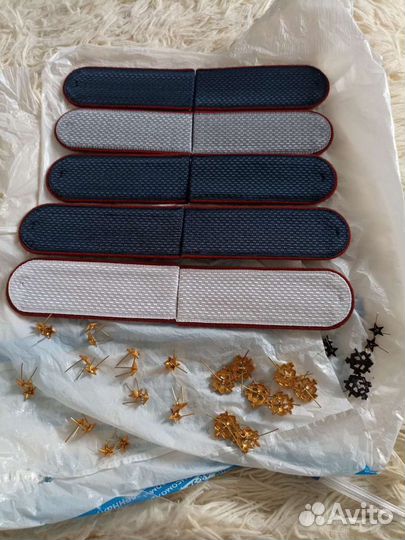 Шевроны, погоны