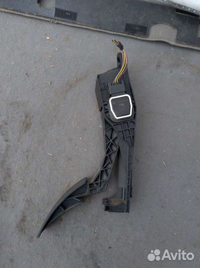 Педаль газа GL W164 Mercedes A1643000004