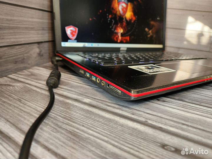 MSI Game-Series GE70 2PL Core i7 4710HQ / GTX 960M