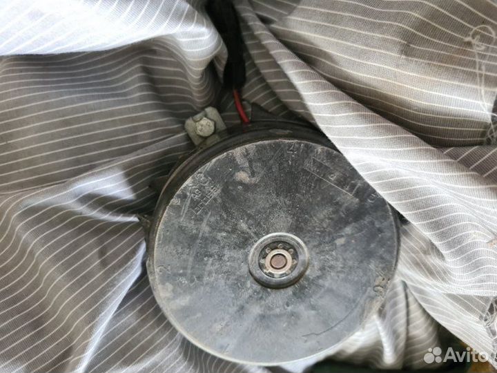 Мотор вентилятора охлаждения Volkswagen Jetta 6