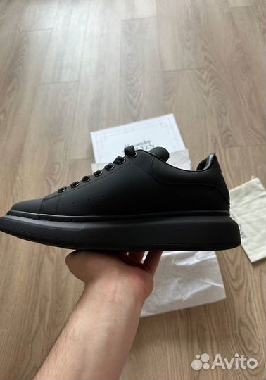 Кеды Alexander Mcqueen Черные