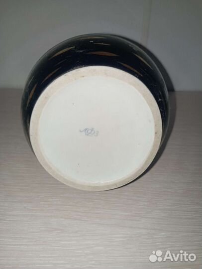 Графин фарфоровый