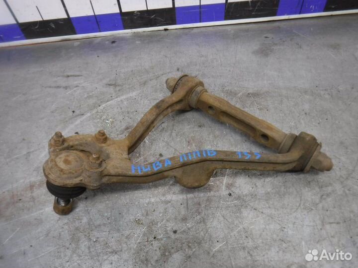 Рычаг подвески передний правый Лада Нива 2121 2001