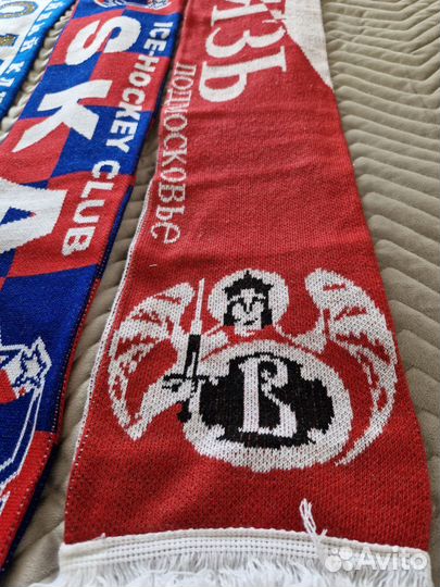 Хоккейные шарфы разные