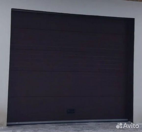 Секционные ворота