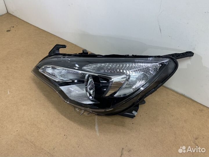 Фара левая LH opel astra J GTC