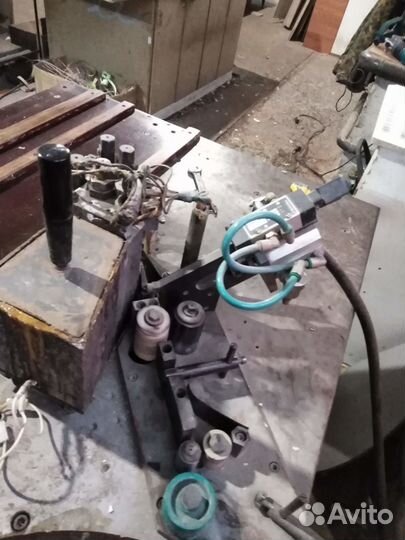 Продается кромкооблицовочный станок