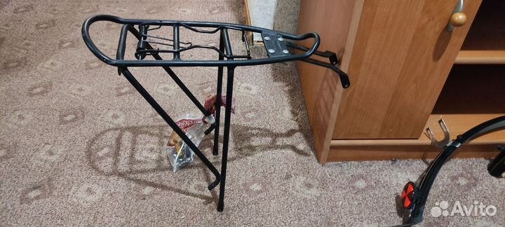 Багажник с крыльями для велосипеда