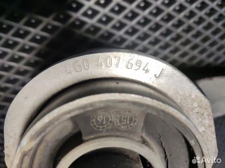 Рычаг подвески нижний передний правый Audi A6 C7