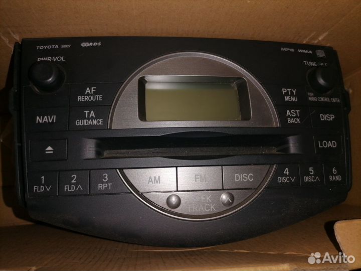 Штатная оригинальная магнитола Toyota RAV 4 III