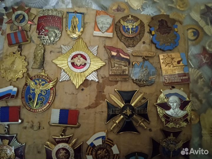 Военные значки