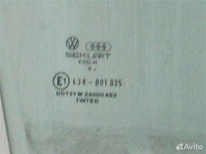 Стекло двери передней правой Volkswagen Passat B3