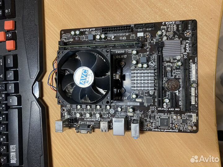 Материнская плата с процессором и оперативкой